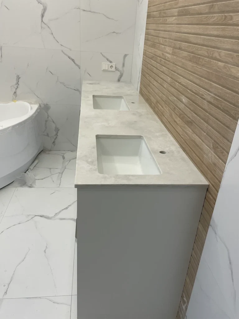 Стільниця у ванну кімнату з кварцу Avant Quartz 8100 Мулен — фото 5 — MAS — Modern Acrylic Stone