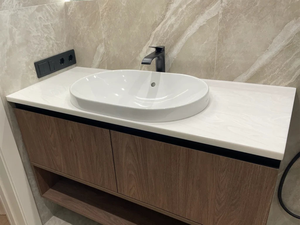Стільниця в санвузол з акрилового каменю Grandex M-707 Noble Pearl B — фото 3 — MAS — Modern Acrylic Stone
