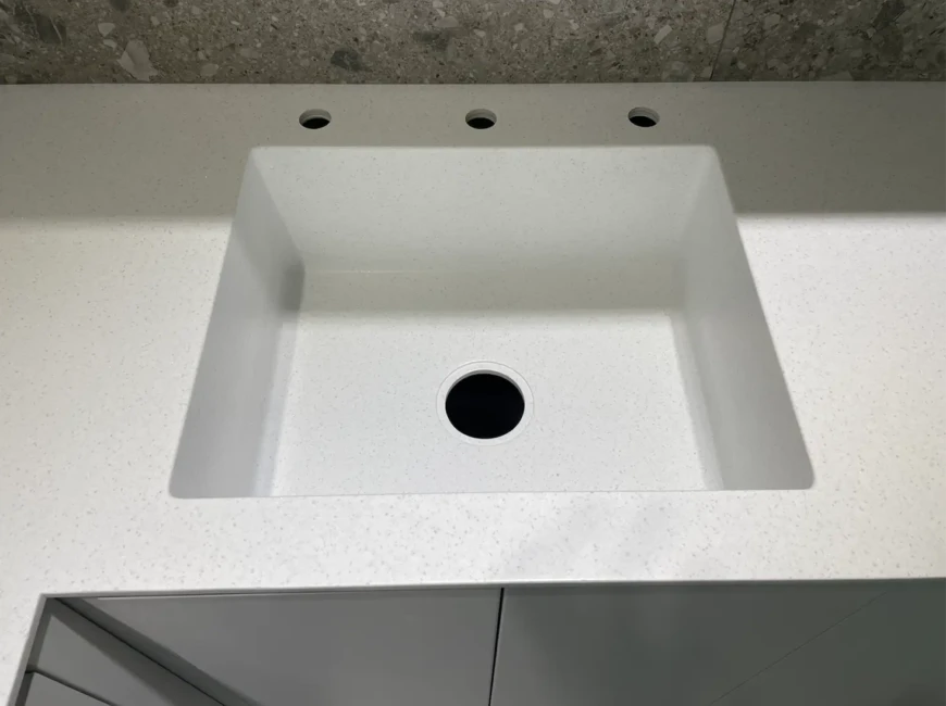 Столешница и мойка из акрилового камня Grandex A-422 Snow Pile — фото 6 — MAS — Modern Acrylic Stone