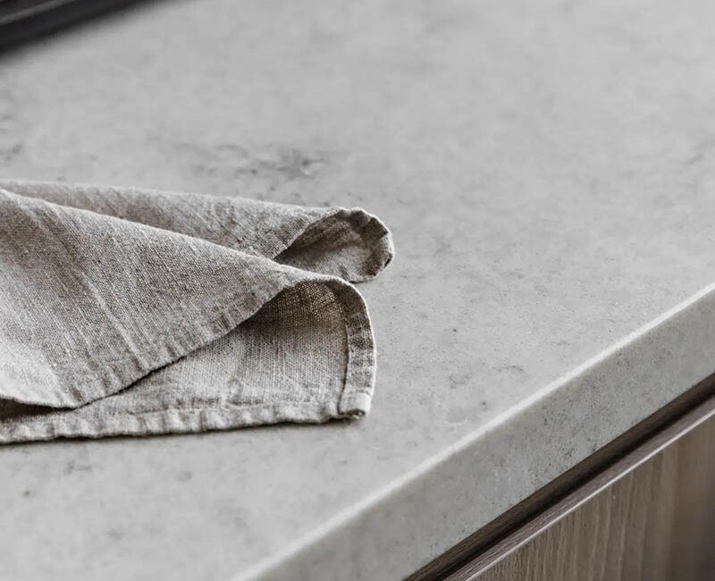Искусственный кварцевый камень Royal Quartz MM2422 Ferrara — фото 3 — MAS — Modern Acrylic Stone